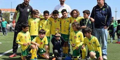 葡萄牙人口1000万 注册球员20万 每50人有1人踢球