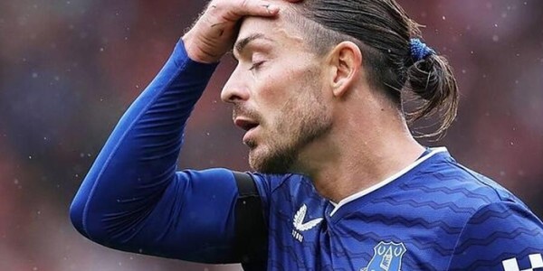 体育赛事-伤缺3月！格拉利什受伤给曼城敲响警钟 再不轮换哈兰德就是下一个|瓜迪奥拉|埃尔林-哈兰德|埃弗顿|博德闪耀|阿斯顿维拉_新浪新闻