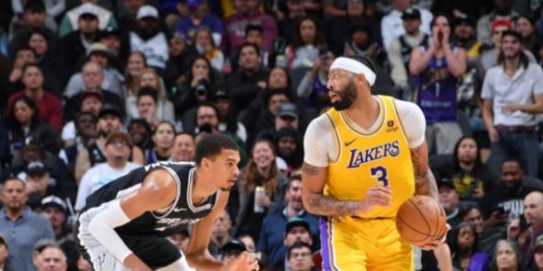 连续3场35+10！湖人最强浓眉归位 詹皇更安心了