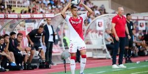 米体：米兰物色新右后卫，有意蒂亚戈-桑托斯和万德森